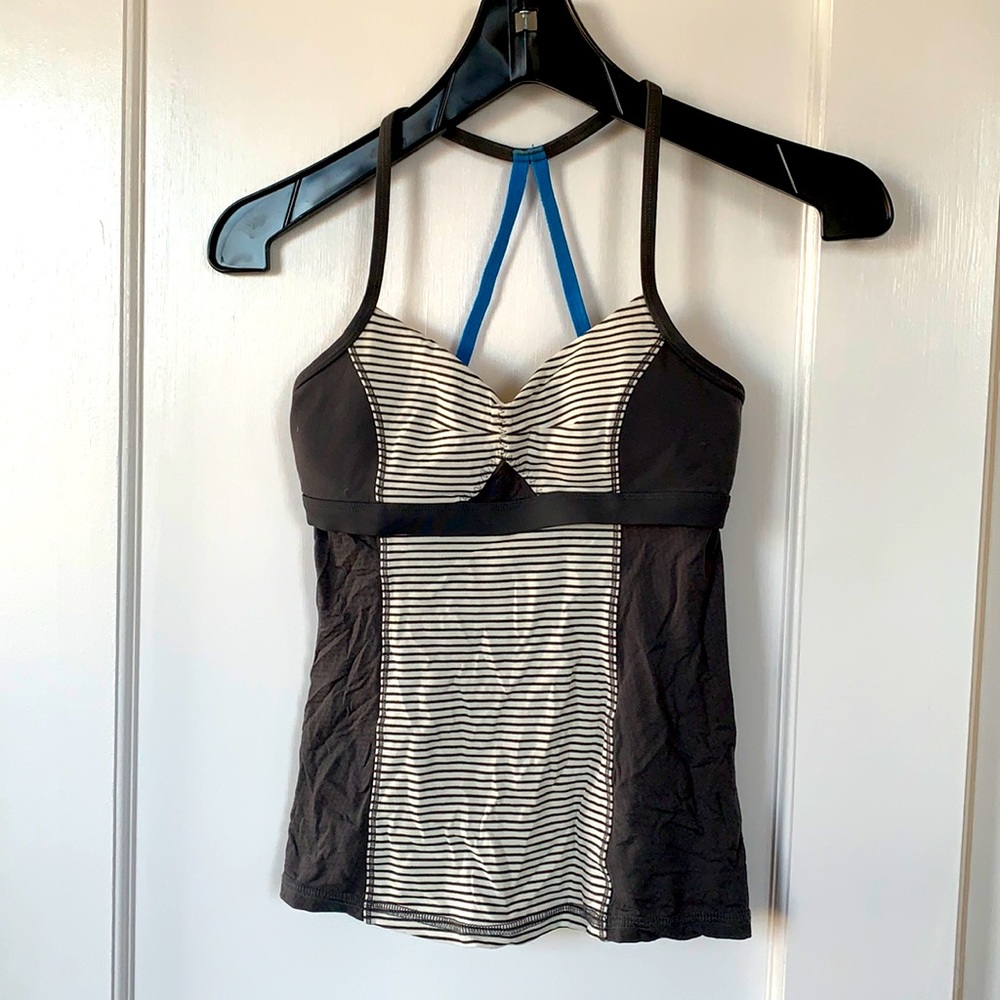 Lululemon Bend & Flow Tank size 2 EUC